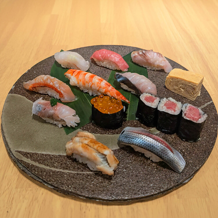 立ち食い寿司 極
